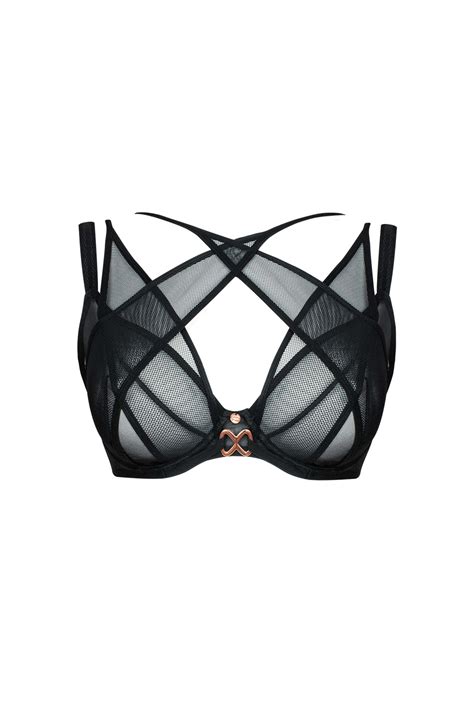 Make a Statement with the Magic Plunge Bra
